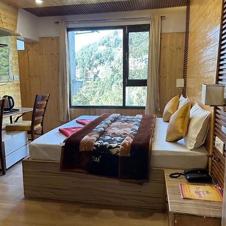 Hotel Ma Heights Далхаузи Екстериор снимка