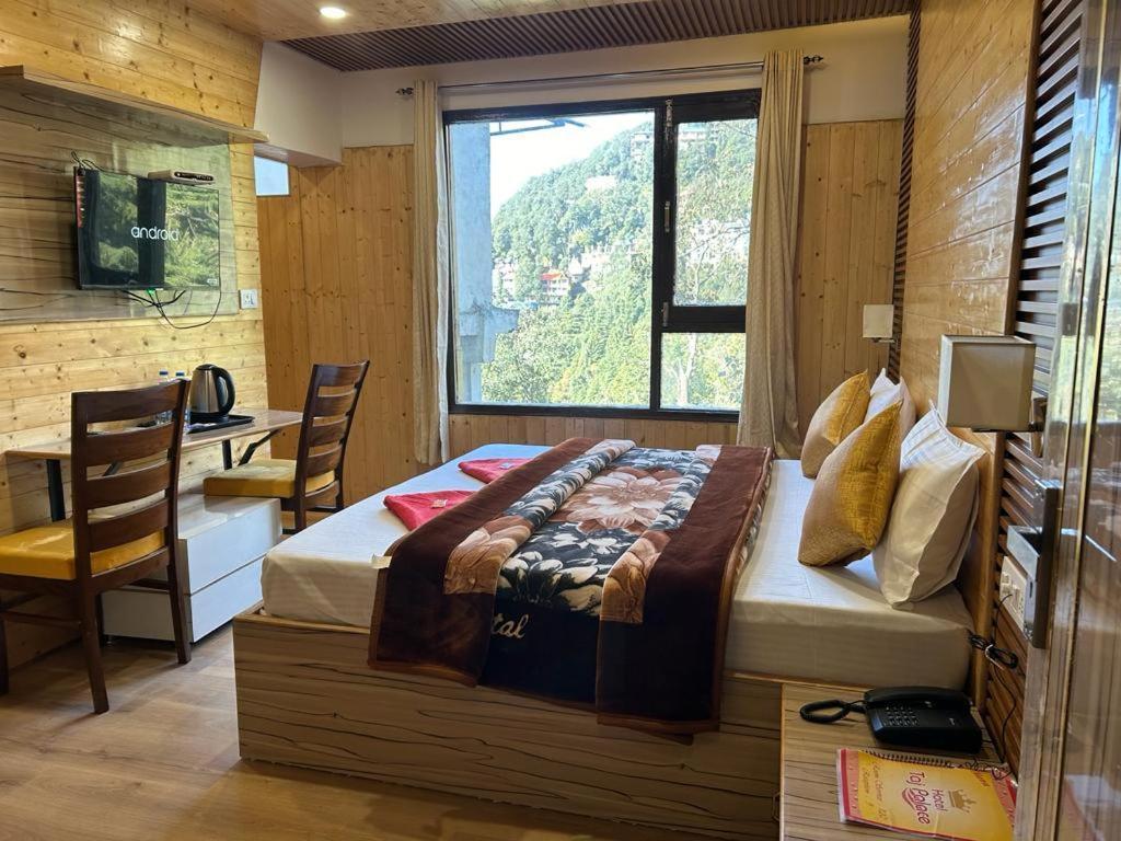 Hotel Ma Heights Далхаузи Екстериор снимка