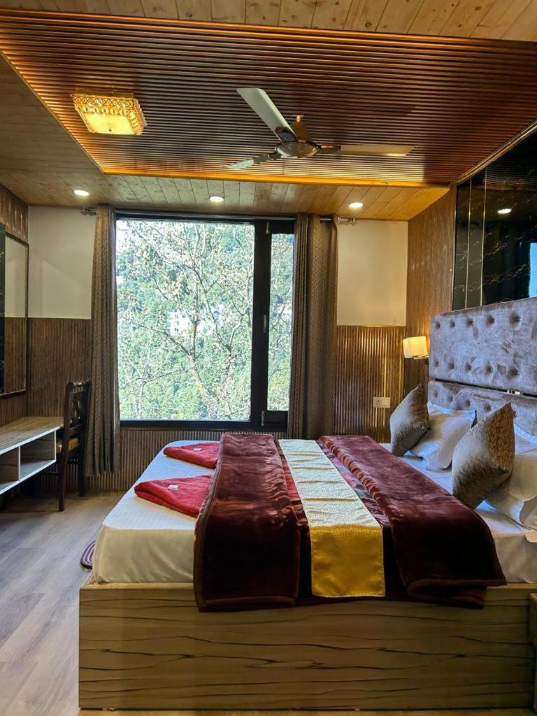 Hotel Ma Heights Далхаузи Екстериор снимка